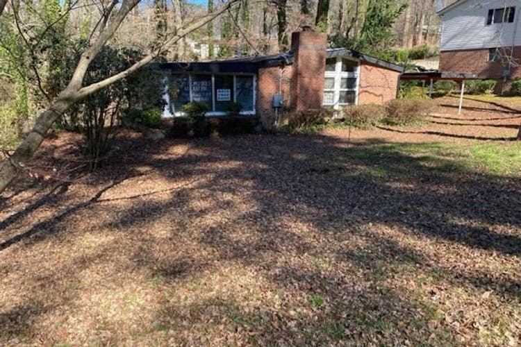 2875 Baker Ridge Dr NW Atlanta, GA 30318, Fulton County