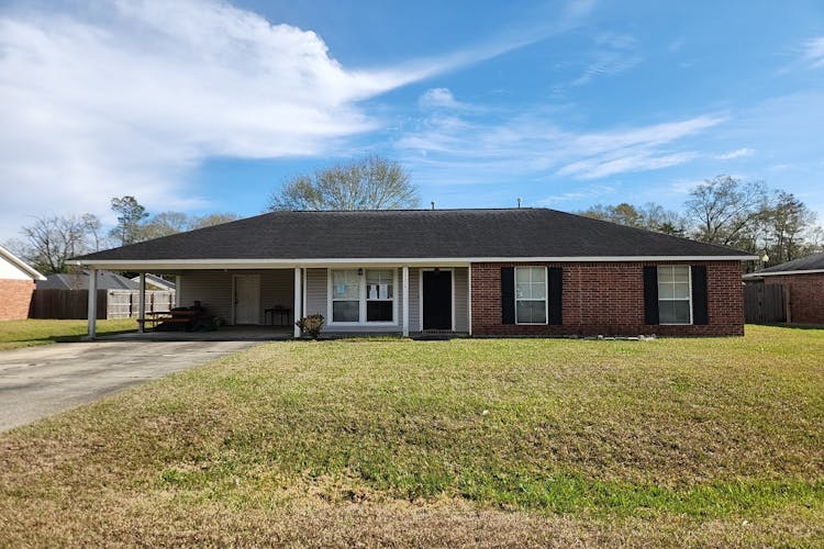 36216 Lynchburg Drive Denham Springs, LA 70706, Livingston County