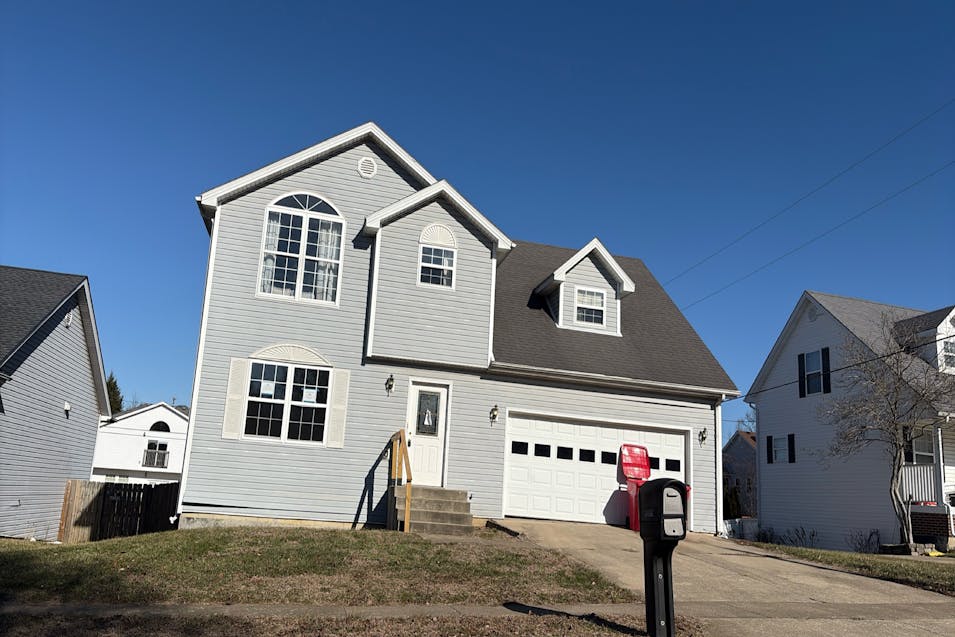 1209 Leathers Ln Frankfort, KY 40601, Franklin County