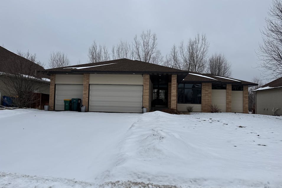 5204 102nd Trl N Brooklyn Park, MN 55443, Hennepin County