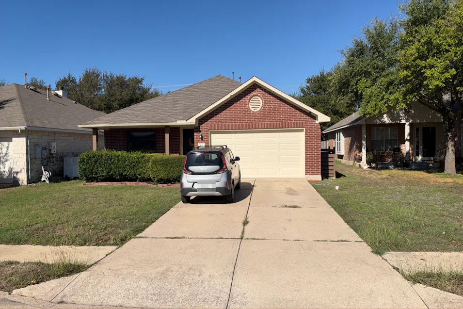 435 River Crossing Trl Round Rock, TX 78665, Williamson County