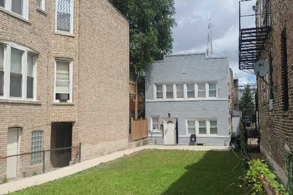 3128 W Polk St Chicago, IL 60612, Cook County