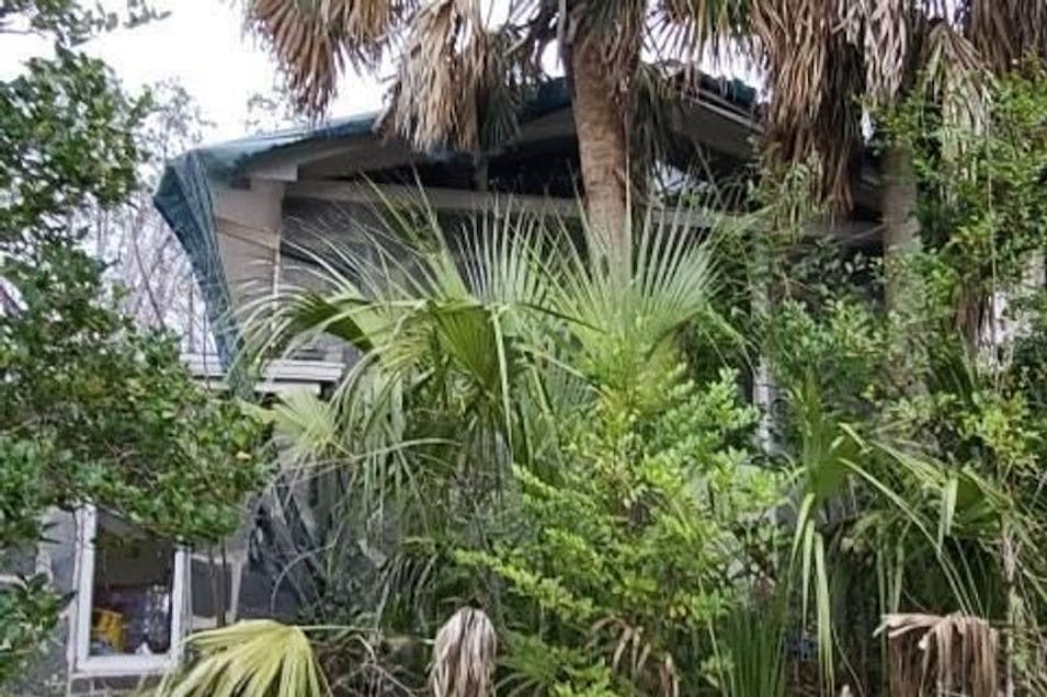 906 Alabama St N Broxton, GA 31519, Coffee County