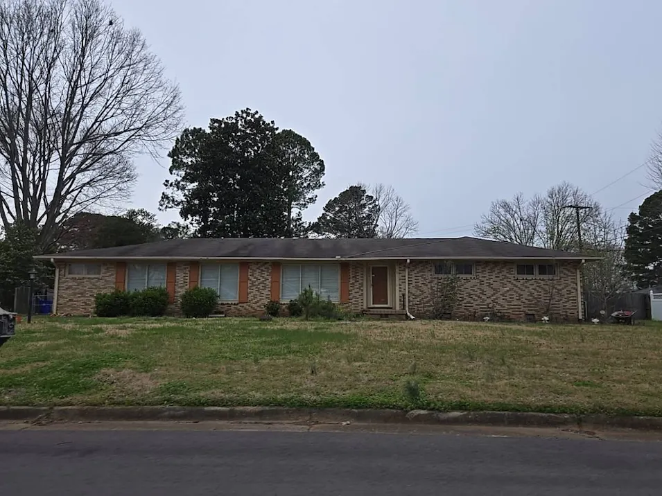 2006 Conway Dr Florence, AL 35630, Lauderdale County
