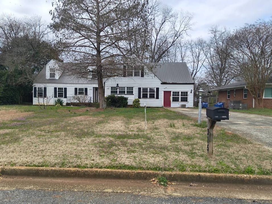 315 Moorefield Dr Talladega, AL 35160, Talladega County