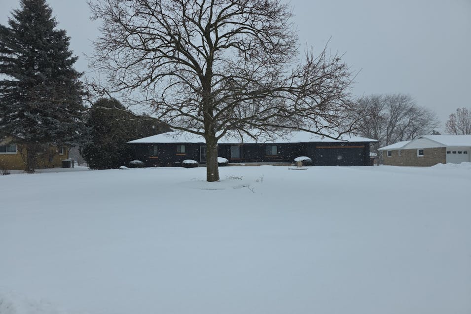 3021 Keith Dr Flint, MI 48507, Genesee County