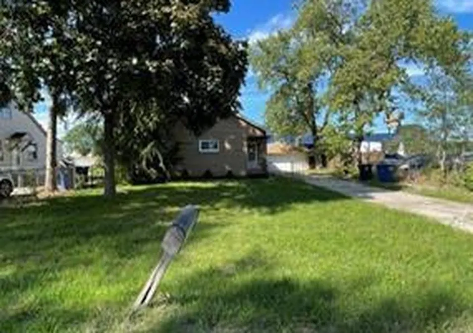 35234 Webster St Westland, MI 48185, Wayne County