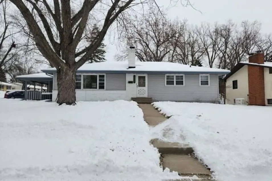 4520 Louisiana Av N Crystal, MN 55428, Hennepin County