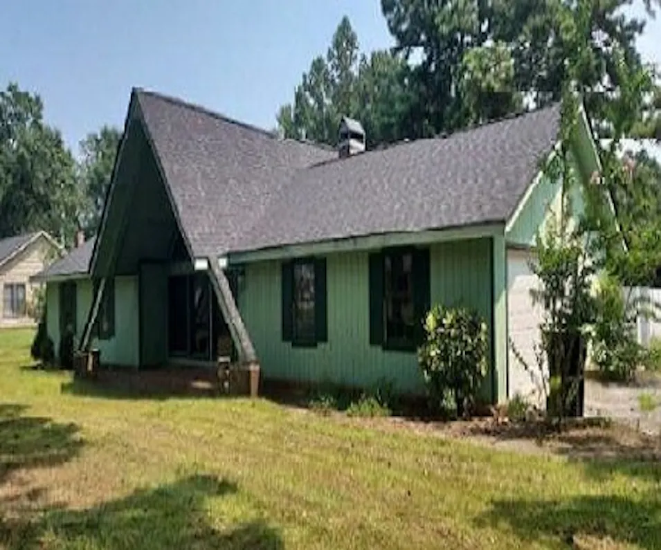 301 Founders Dr Barnesville, GA 30204, Lamar County