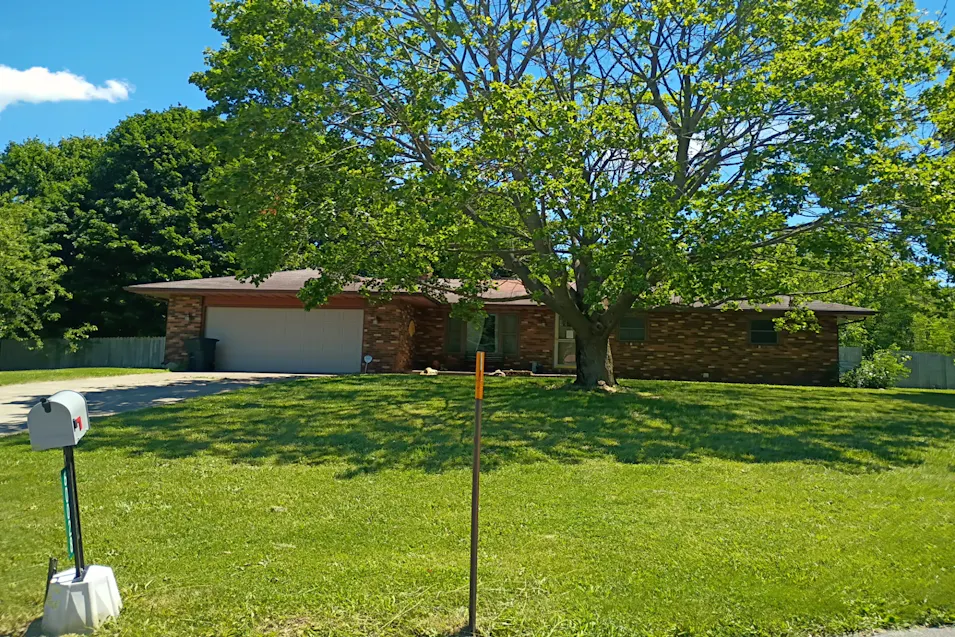 60028 Circle R Lane Elkhart, IN 46517, Elkhart County