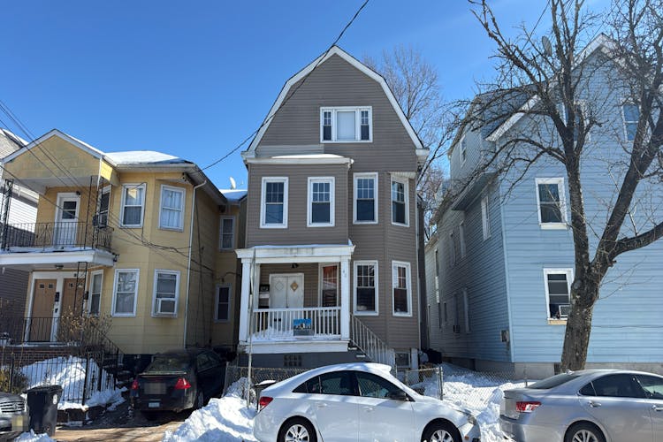 40 Halstead St Newark, NJ 07106, Essex County