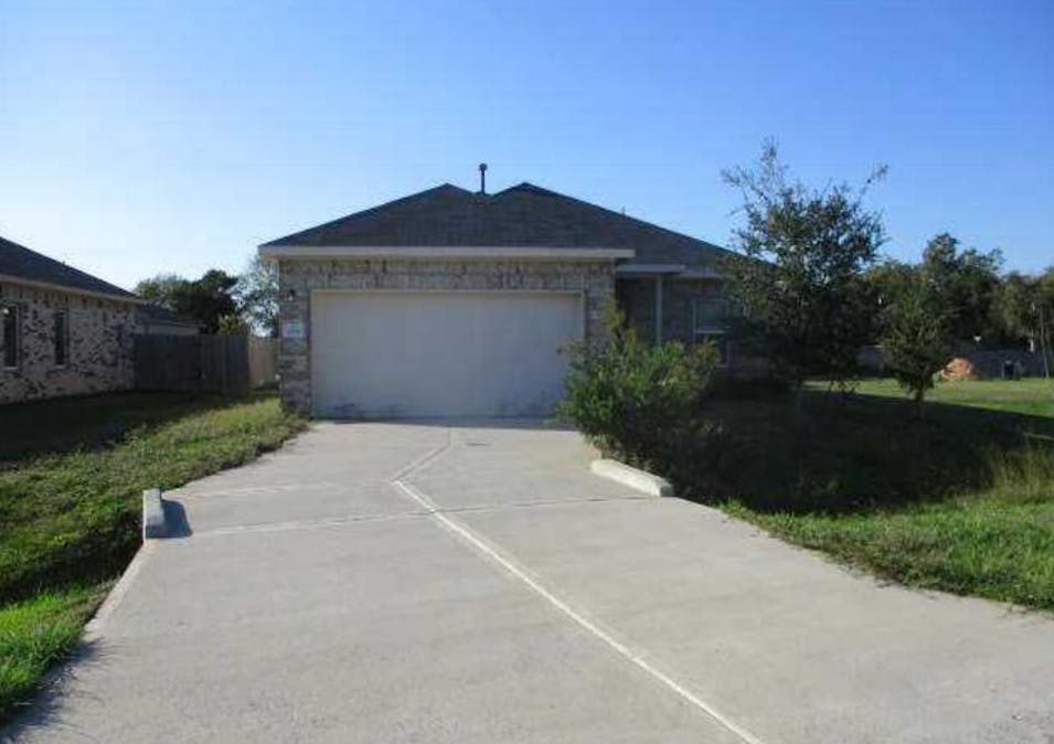 7306 Parkview Dr Hitchcock, TX 77563, Galveston County