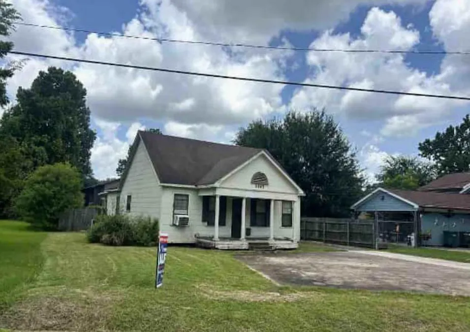 3045 French Beaumont, TX 77706, Jefferson County
