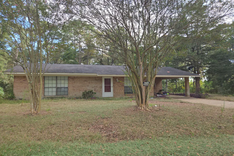 26 Harts Cir Mount Olive, MS 39119, Covington County