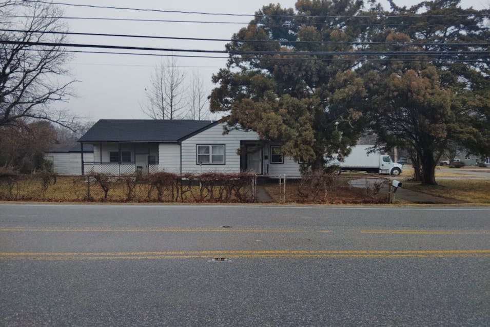 715 Briarfield Rd Newport News, VA 23605, Newport News City County