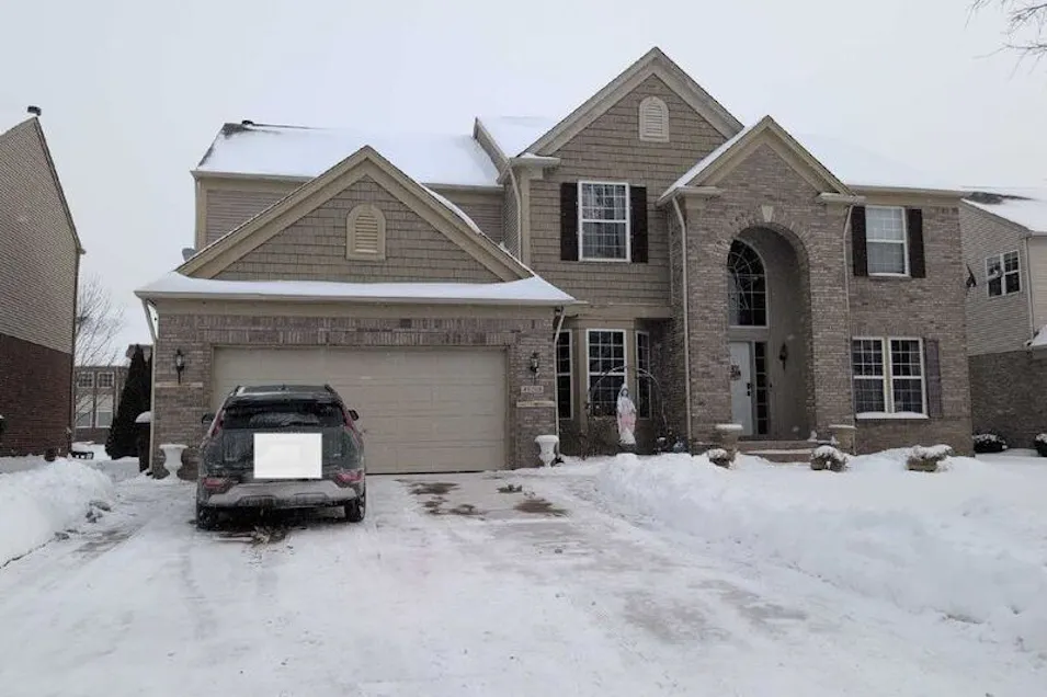 49208 Brooklyn Shelby Township, MI 48317, Macomb County