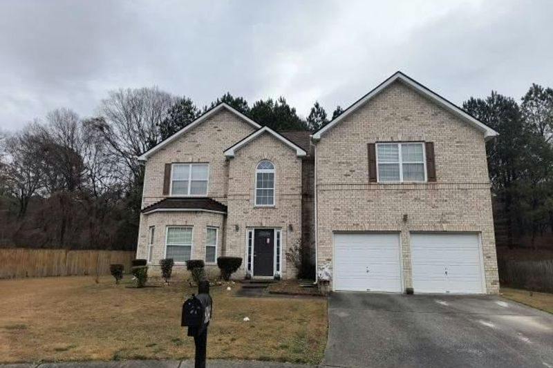 Logan Ridge Cir, Loganville, GA 30052
