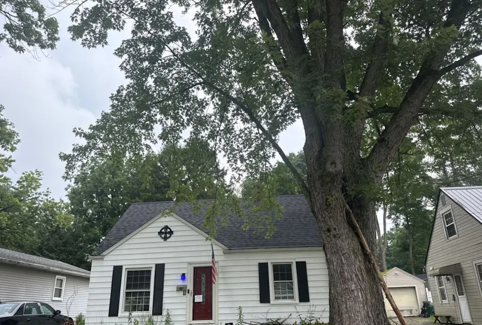 887 Shoshone Ave Akron, OH 44305, Summit County