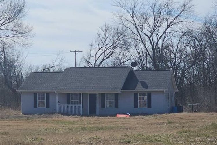 915 Dunn St Kerens, TX 75144, Navarro County