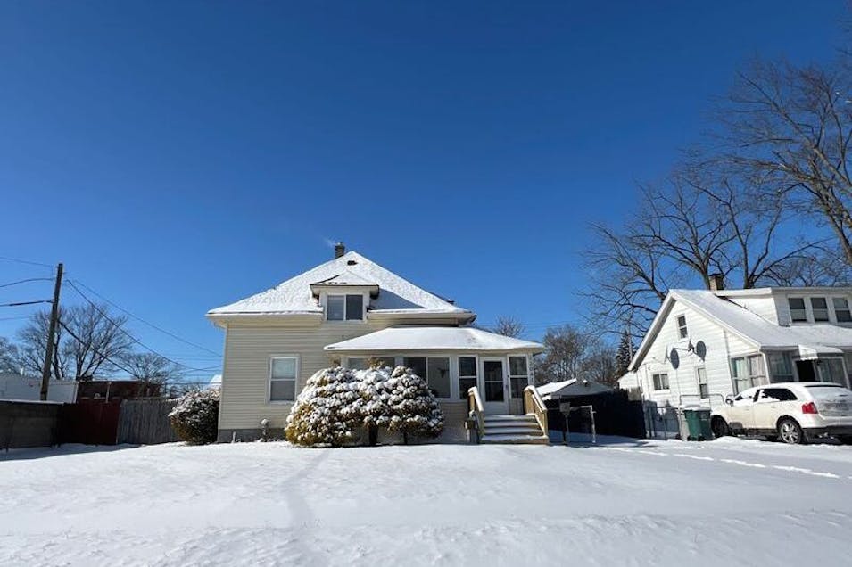 23041 Meadowlark St Oak Park, MI 48237, Oakland County