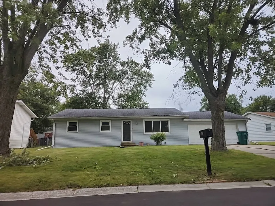 7714 Wallace St Merrillville, IN 46410, Lake County