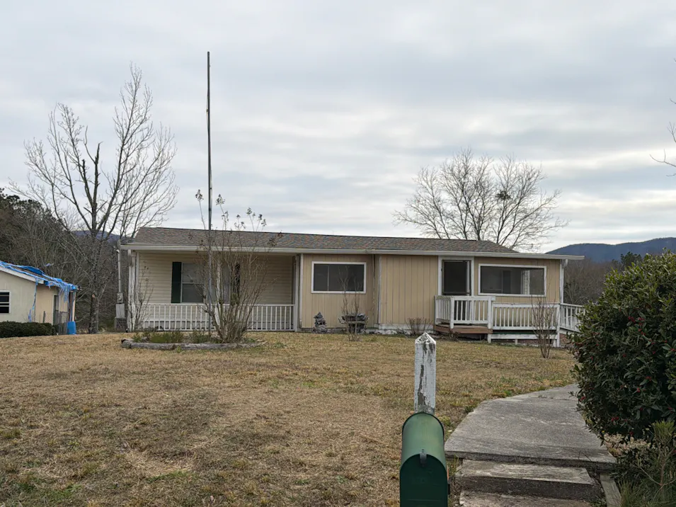 875 Mountain Crest Dr Chatsworth, GA 30705, Murray County