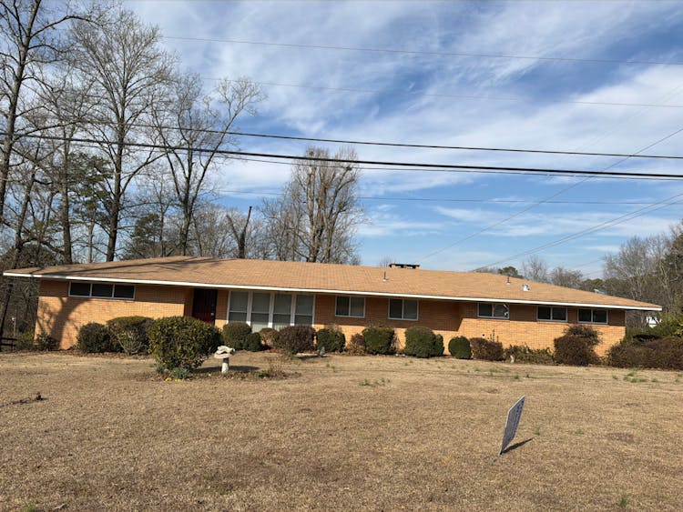 912 Wildwood Dr Birmingham, AL 35235, Jefferson County