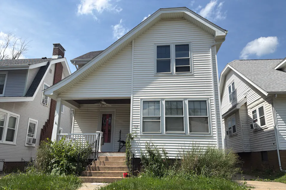 709 West Meadows Place Peoria, IL 61604, Peoria County