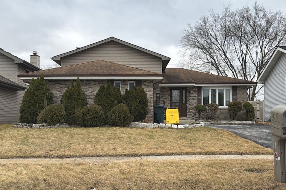 2731 201st Place Lynwood, IL 60411, Cook County