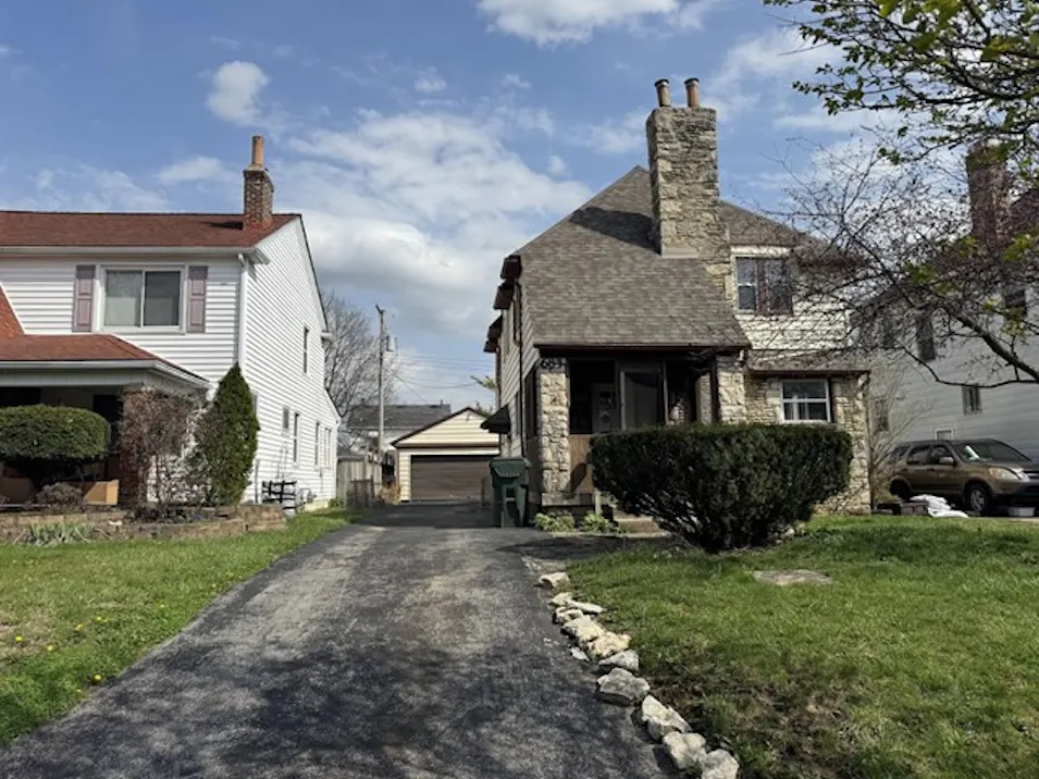 684 Wiltshire Rd Columbus, OH 43204, Franklin County