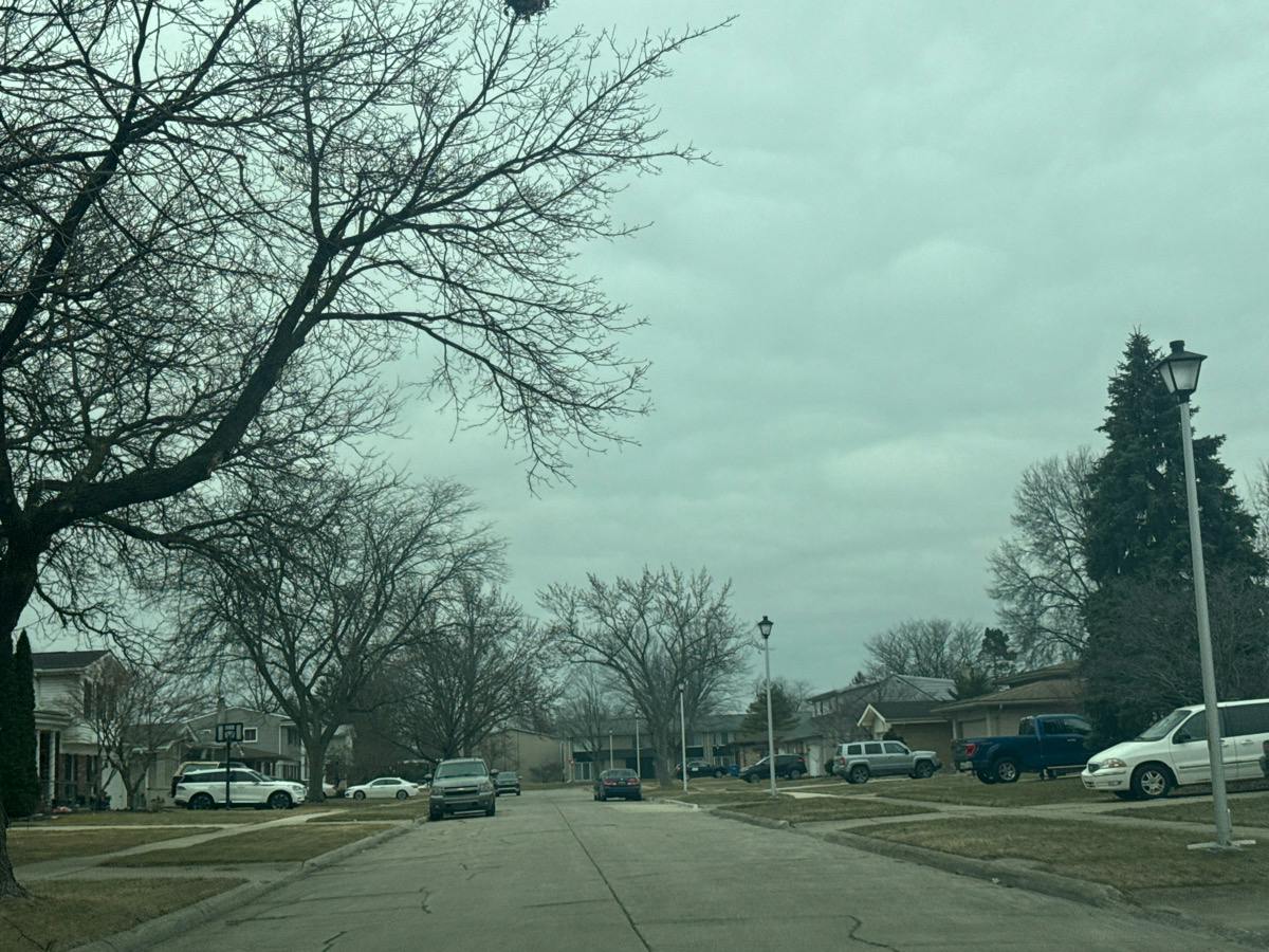 Lund Ave, Warren, MI 48093