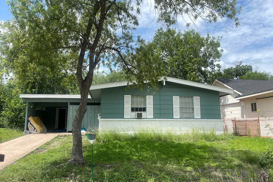5143 Village Way San Antonio, TX 78218, Bexar County