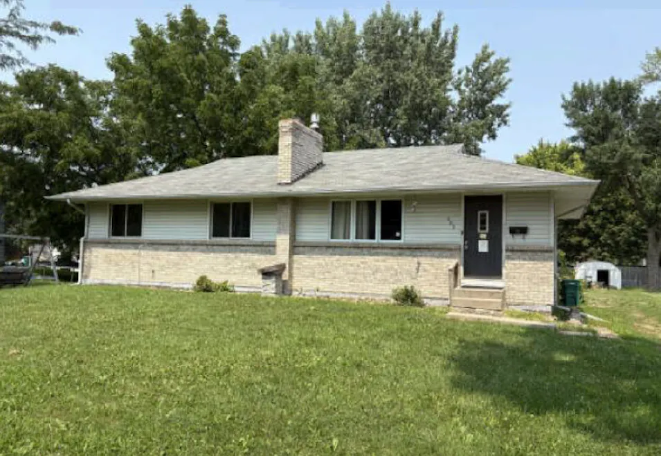 609 Vine Ave W Montgomery, MN 56069, Le Sueur County