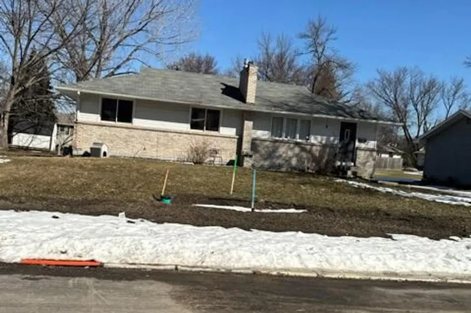 609 Vine Ave W Montgomery, MN 56069, Le Sueur County