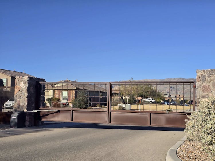 8073 S Jaeger Pl Tucson, AZ 85747, Pima County