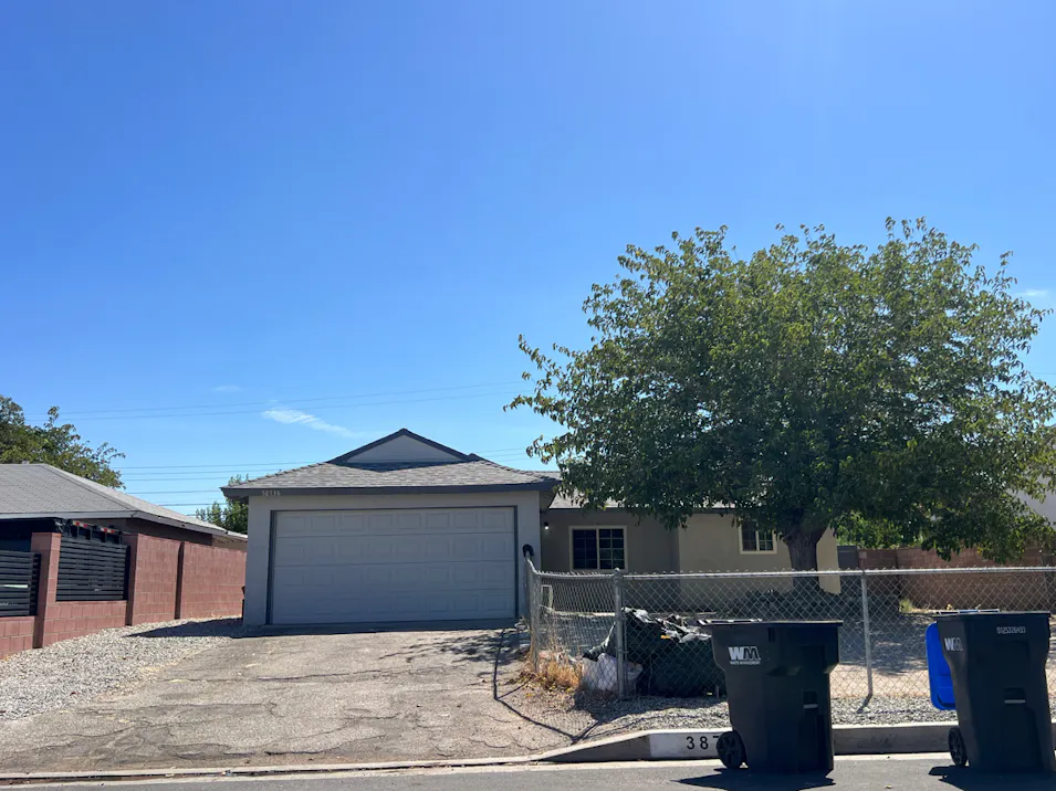 38738 Pond Ave Palmdale, CA 93550, Los Angeles County