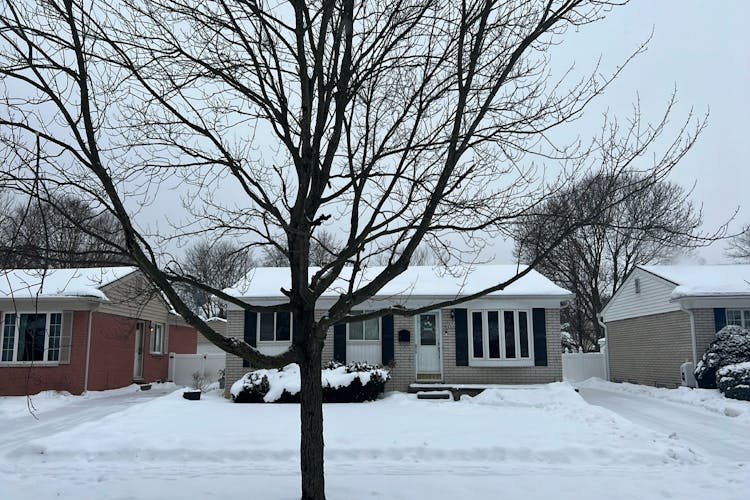 39669 Hillary Dr Canton, MI 48187, Wayne County