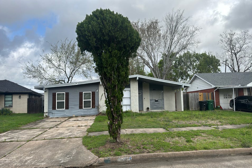 903 Arvana St Houston, TX 77034, Harris County