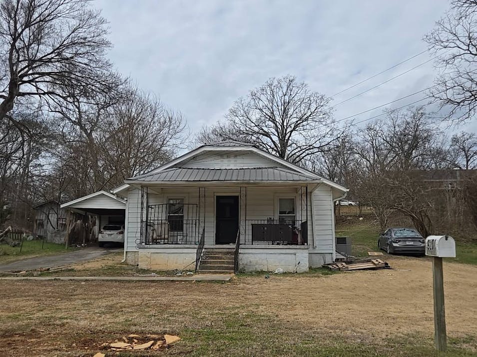 920 Frankfort Rd Tuscumbia, AL 35674, Colbert County