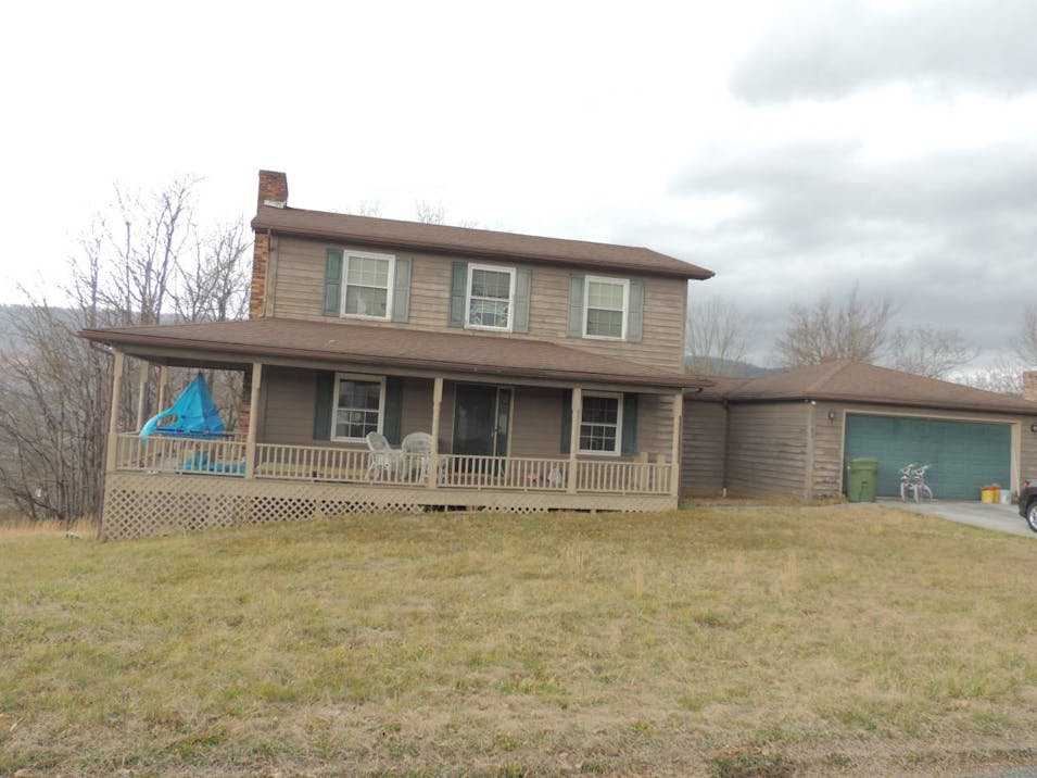 257 Thelma Circle Jacksboro, TN 37757, Campbell County