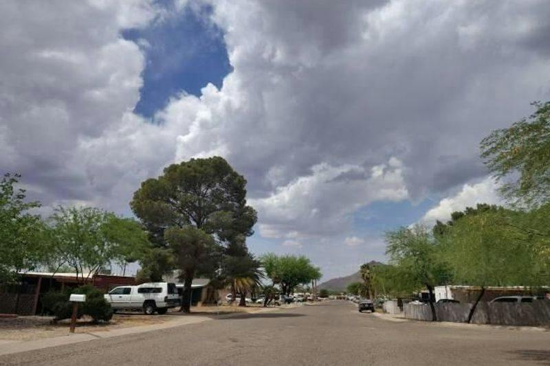 Paseo Don Juan , Tucson, AZ 85757