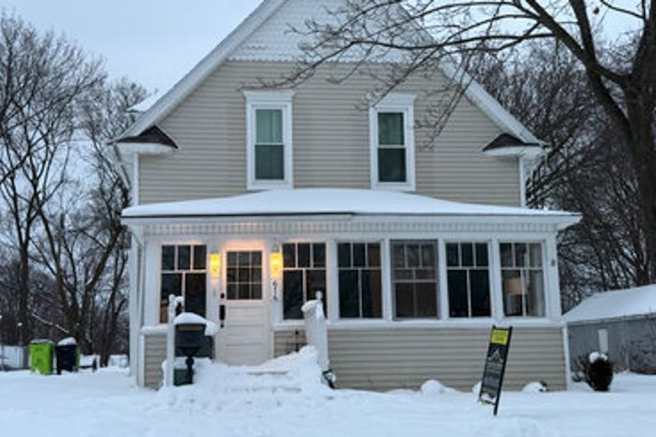 614 W Cass St Greenville, MI 48838, Montcalm County