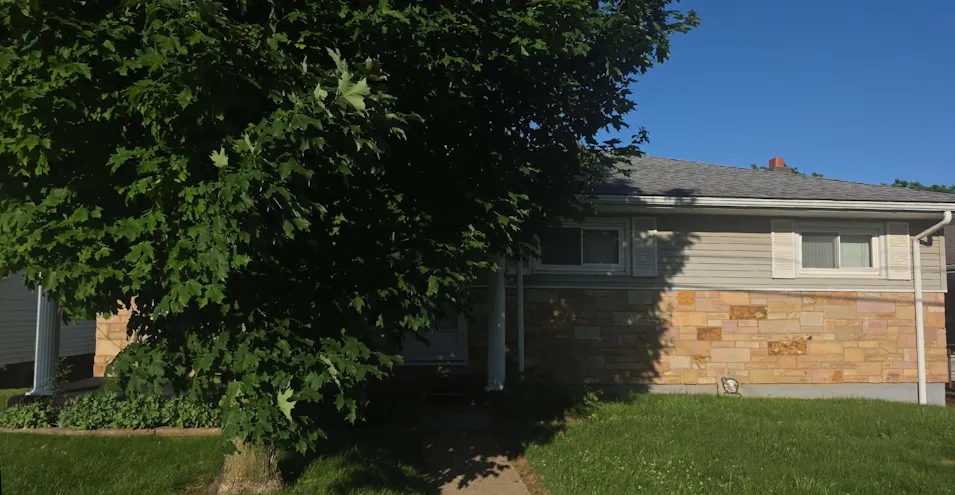 1016 McConnell Dr Moundsville, WV 26041, Marshall County