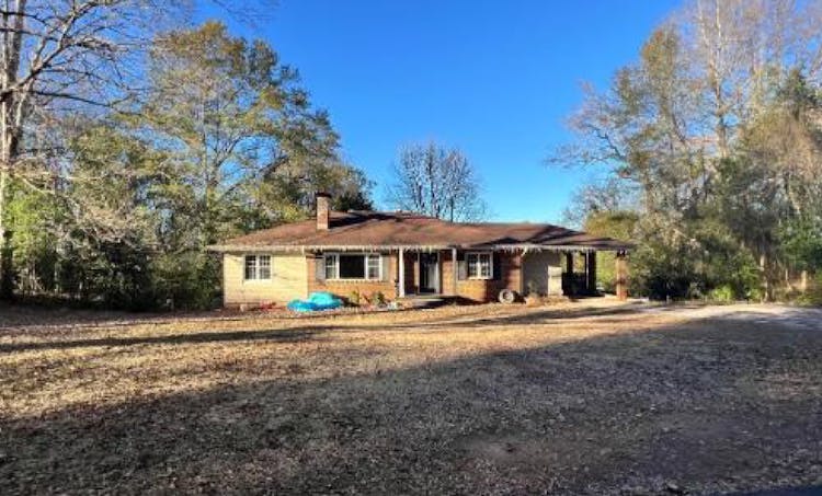 1400 Lloyd Road Sylacauga, AL 35150, Talladega County