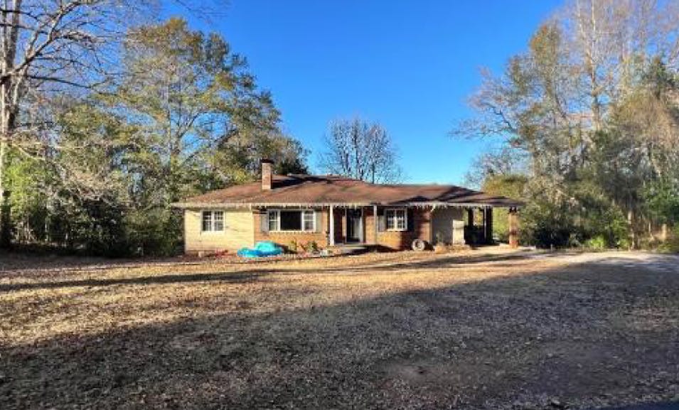 1400 Lloyd Road Sylacauga, AL 35150, Talladega County