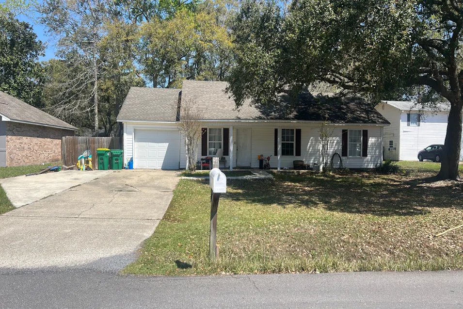 1410 Oak Street Ocean Springs, MS 39564, Jackson County