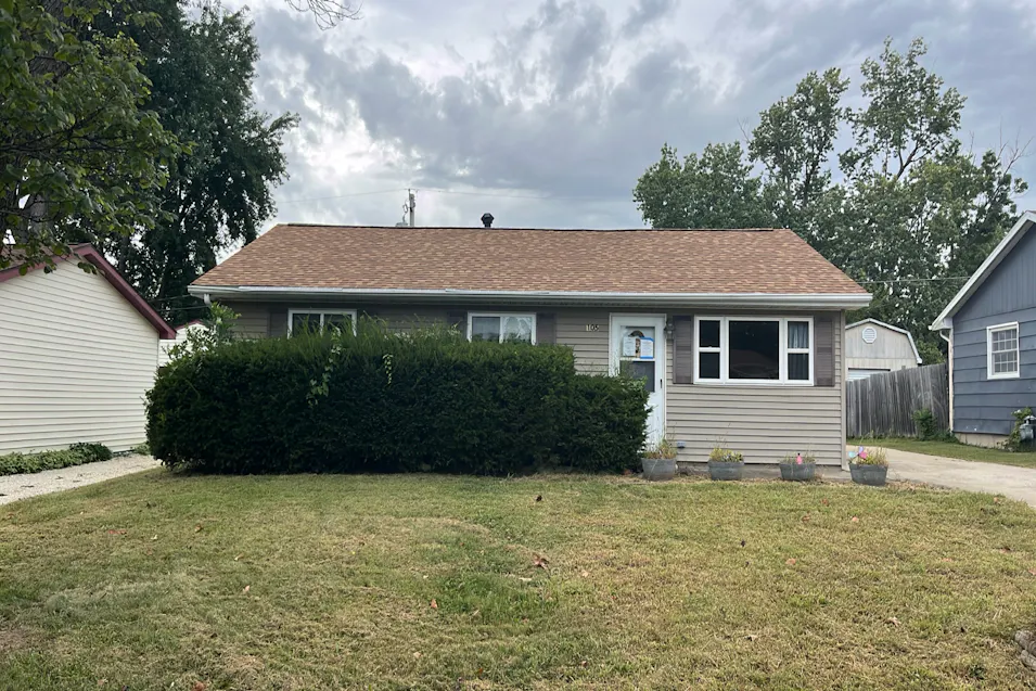 105 Oriental Dr. Washington, IL 61571, Tazewell County