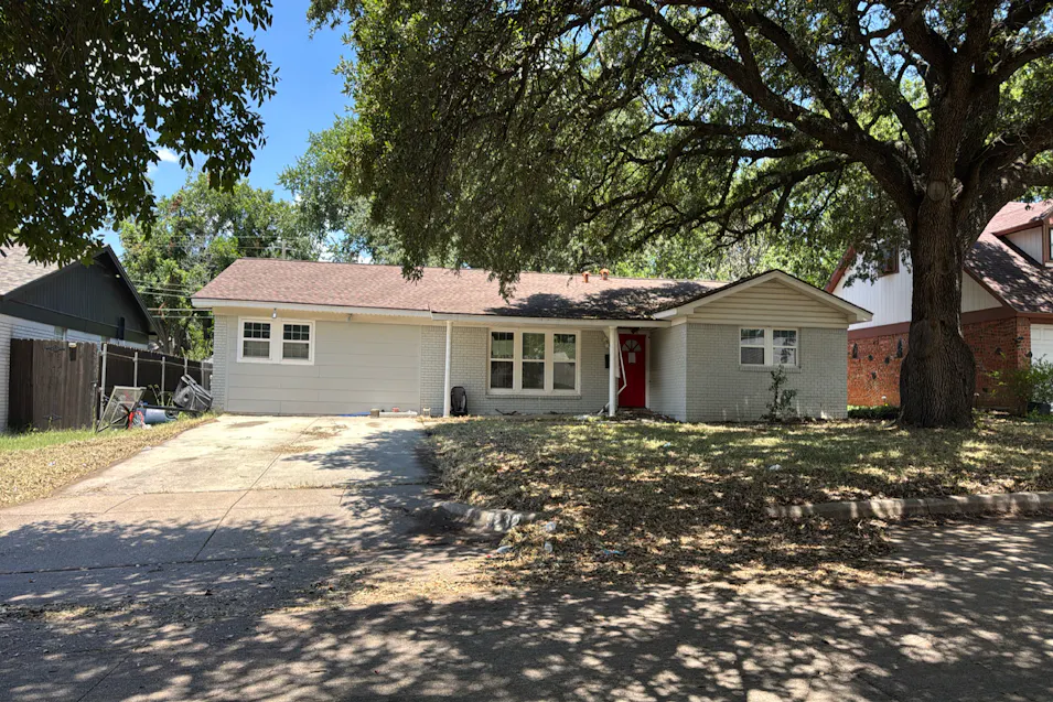 5232 Cockrell Avenue Fort Worth, TX 76133, Tarrant County