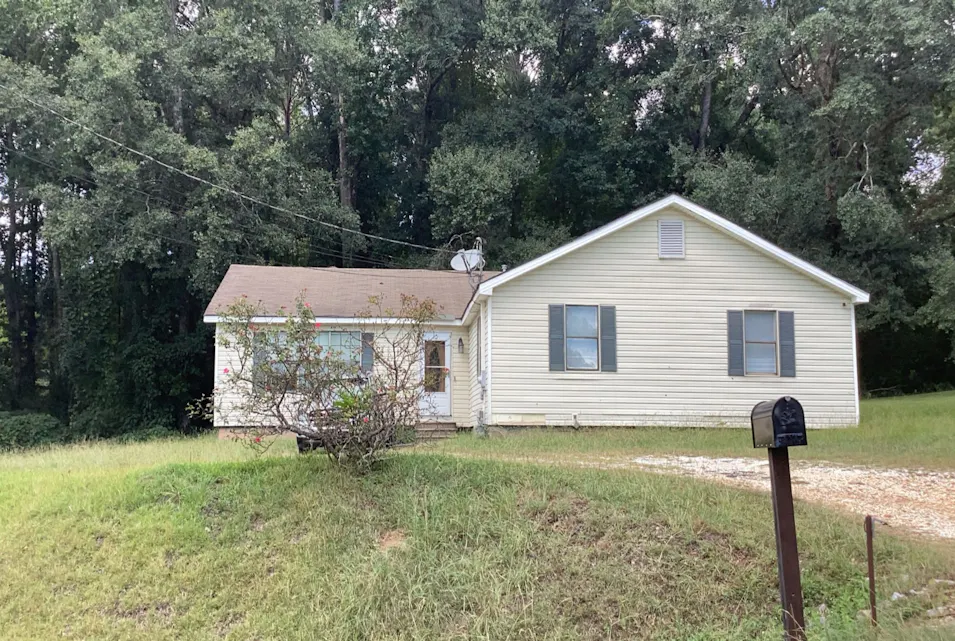 375 Summerhill Road Valley, AL 36854, Chambers County