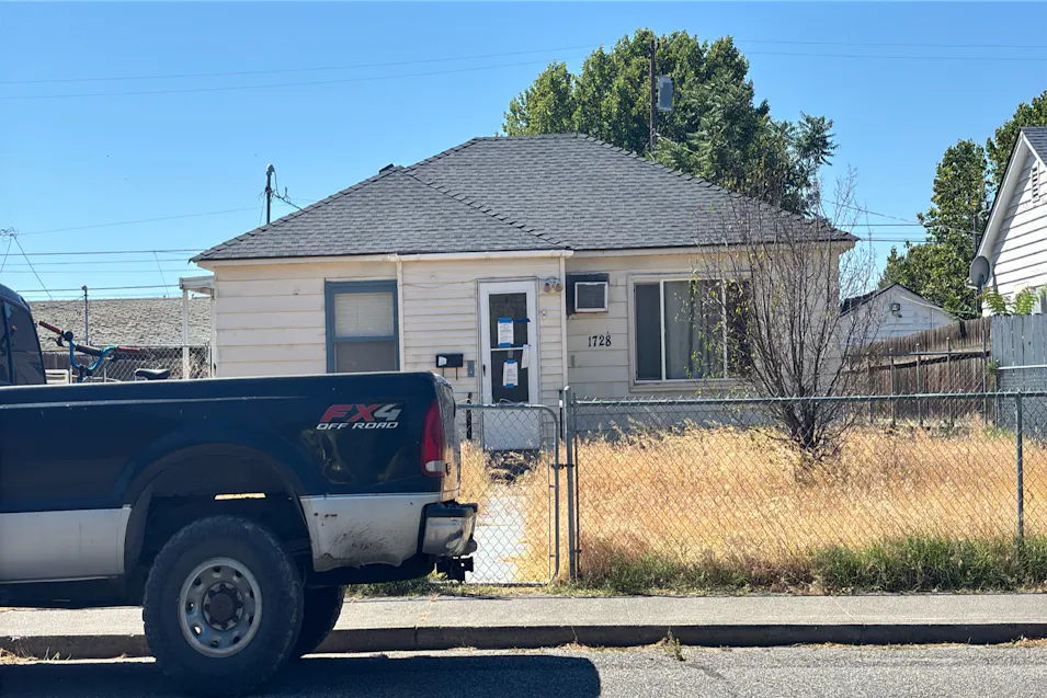 1728 W Yakima St Pasco, WA 99301, Franklin County